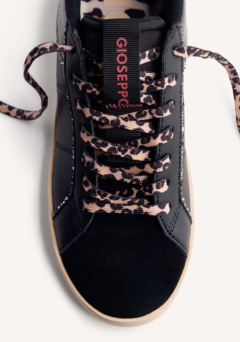 1811-zapatillas-piel-estampado-animal-cu-a-edina-negro-1.jpg
