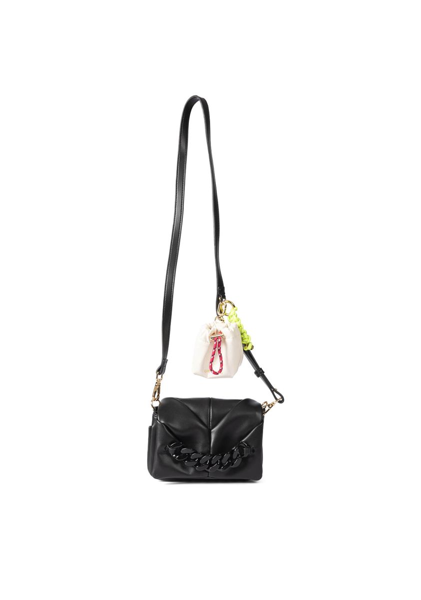 18131-bolso-negro-acolchado-con-asa-ajustable-elmen-negro-1.jpg