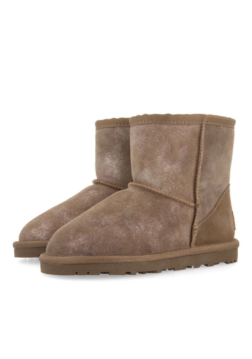 18435-botas-australianas-piel-brillo-virrat-taupe-1.jpg