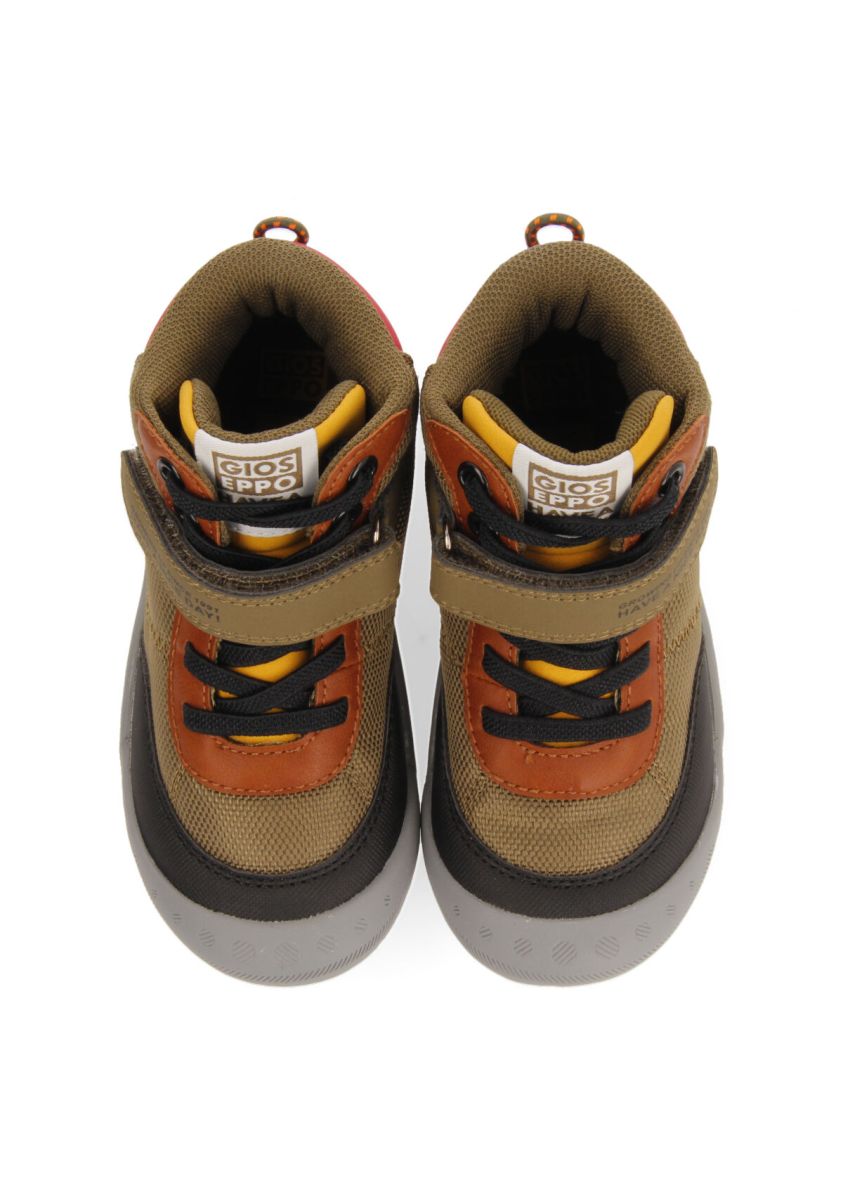 18479-sneakers-abotinadas-tipo-trekking-caqui-para-ni-a-y-ni-o-loen-kaki-1.jpg