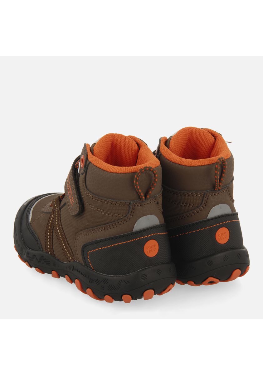 18545-sneakers-abotinadas-tipo-trekking-marrones-para-ni-a-y-ni-o-gerlos-marron-1.jpg