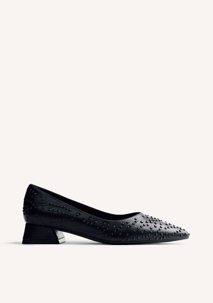 ZAPATOS TACÃN TACHAS MADELIA - NEGRO