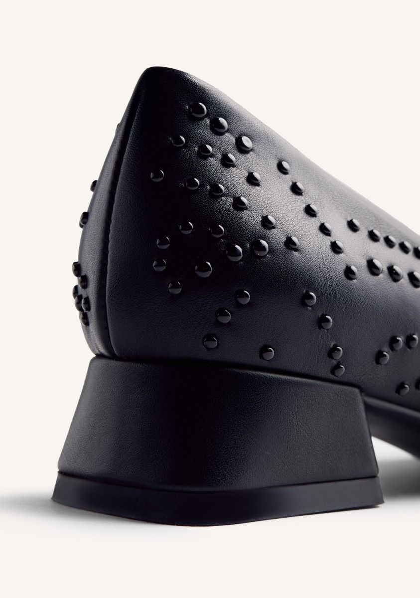 1867-zapatos-tac-n-tachas-madelia-negro-1.jpg