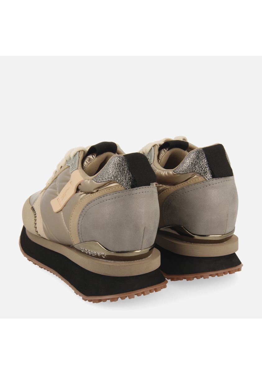 18716-sneakers-doradas-monocolor-acolchadas-con-detalles-y-cu-a-interna-para-mujer-anif-oro-1.jpg