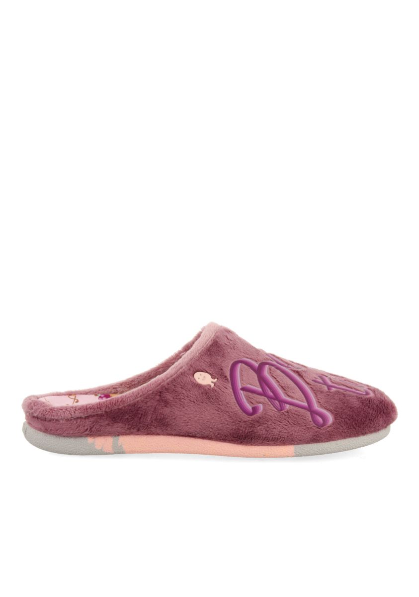 19080-zapatillas-de-estar-por-casa-de-pelo-malva-con-mensaje-hosmer-malva-1.jpg