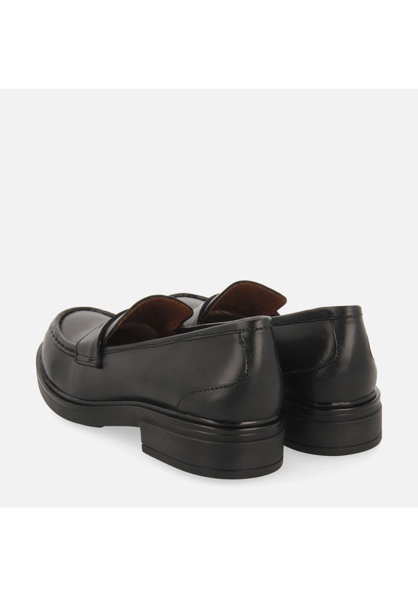 19136-mocasines-color-negro-de-piel-para-mujer-hallowell-negro-1.jpg