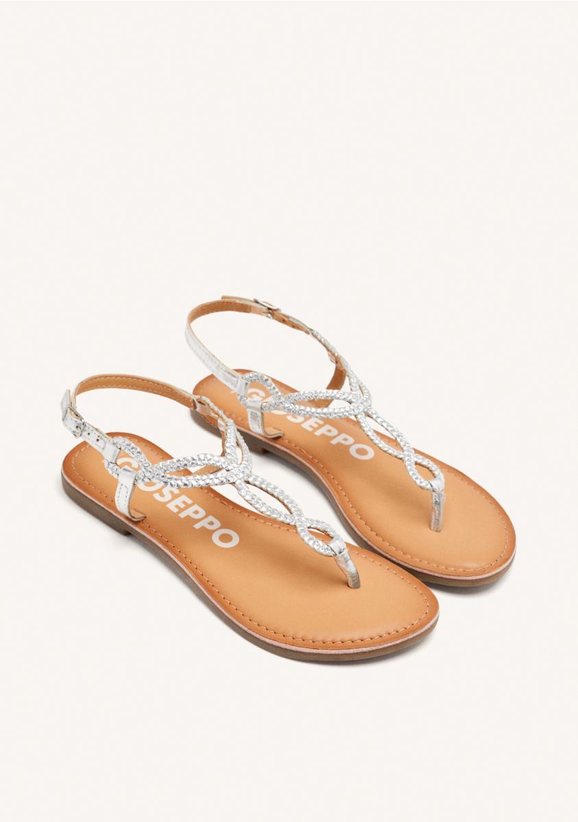 19223-sandalias-de-tiras-trenzadas-color-plata-para-mujer-merignas-plata-1.jpg