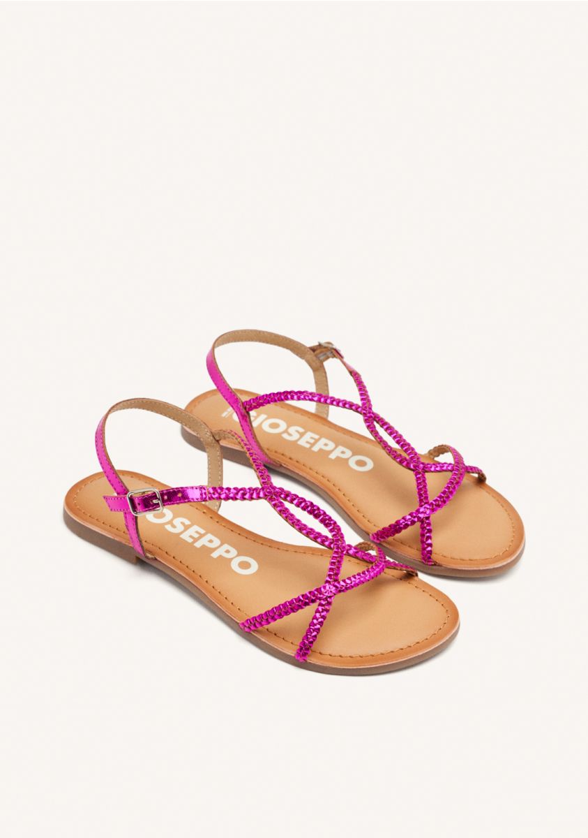 19232-sandalias-color-fucsia-de-tiras-finas-trenzadas-para-mujer-nioaque-fuxia-1.jpg