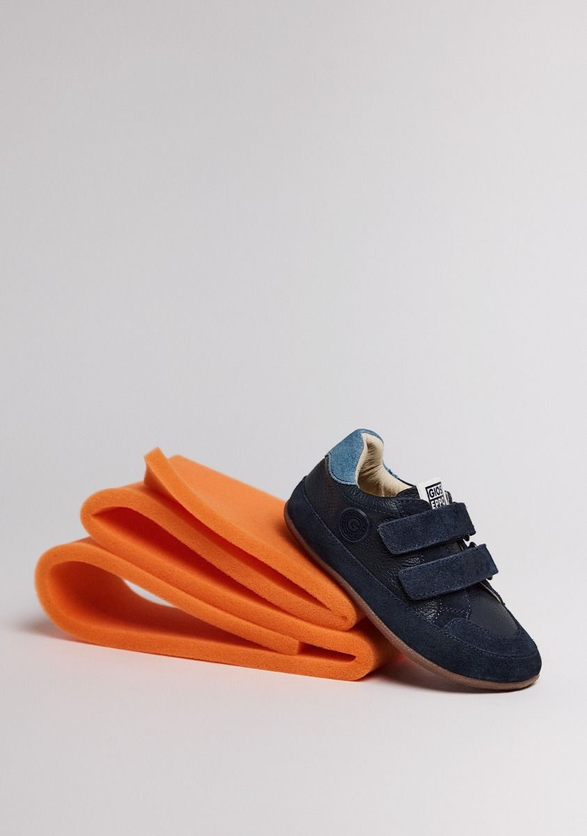 1935-gioseppo-barefoot-zapatillas-piel-onekama-marino-1.jpg