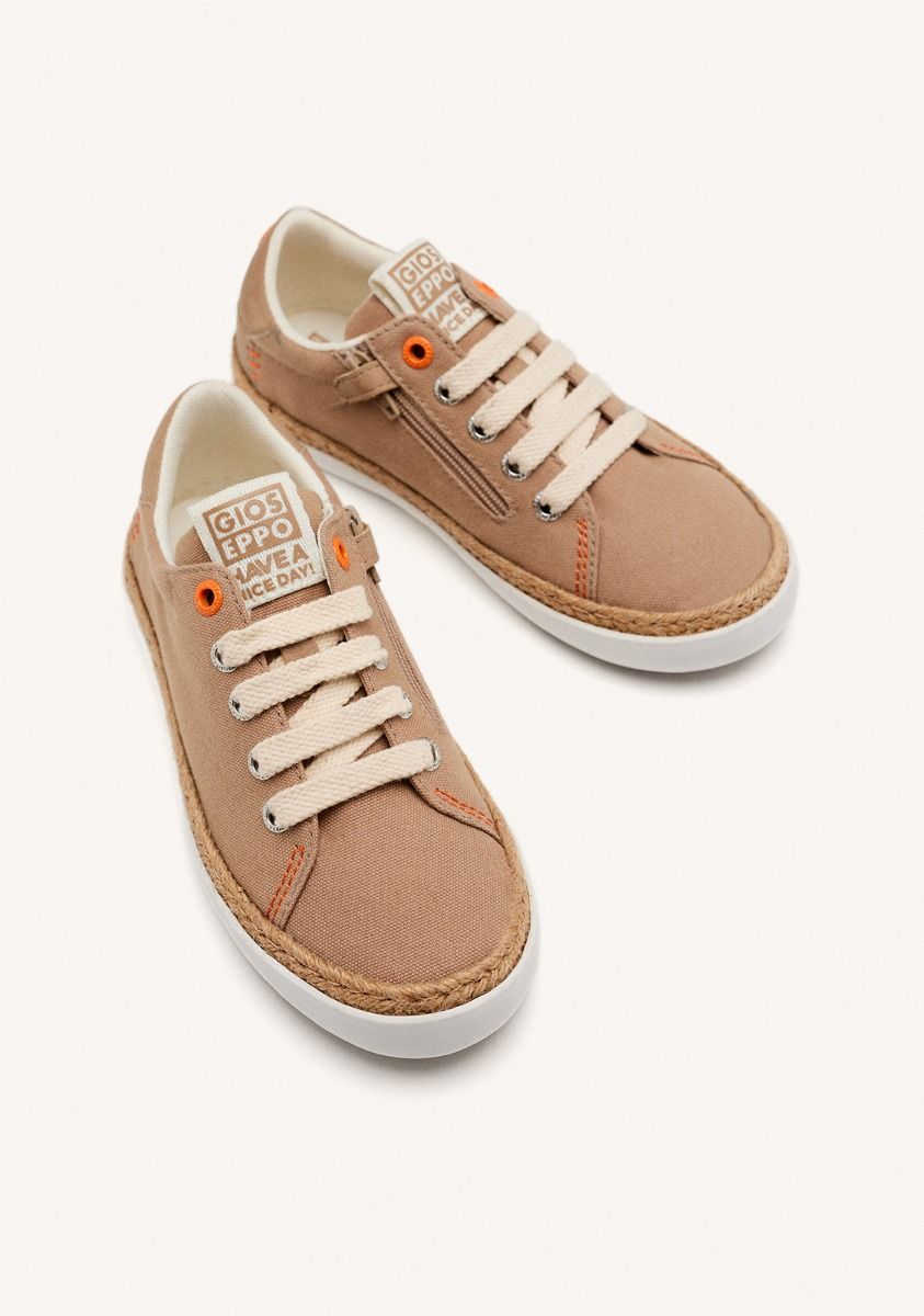 19944-sneakers-color-beige-con-detalle-en-rafia-y-acentos-de-color-para-ni-o-y-ni-a-tunje-beig-1.jpg