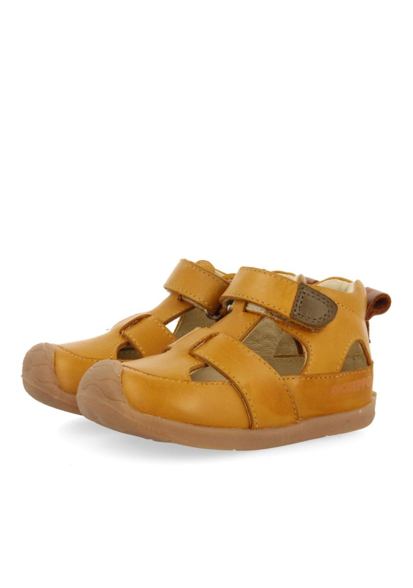 20144-sandalias-color-mostaza-de-piel-para-beb-babson-mostaza-1.jpg