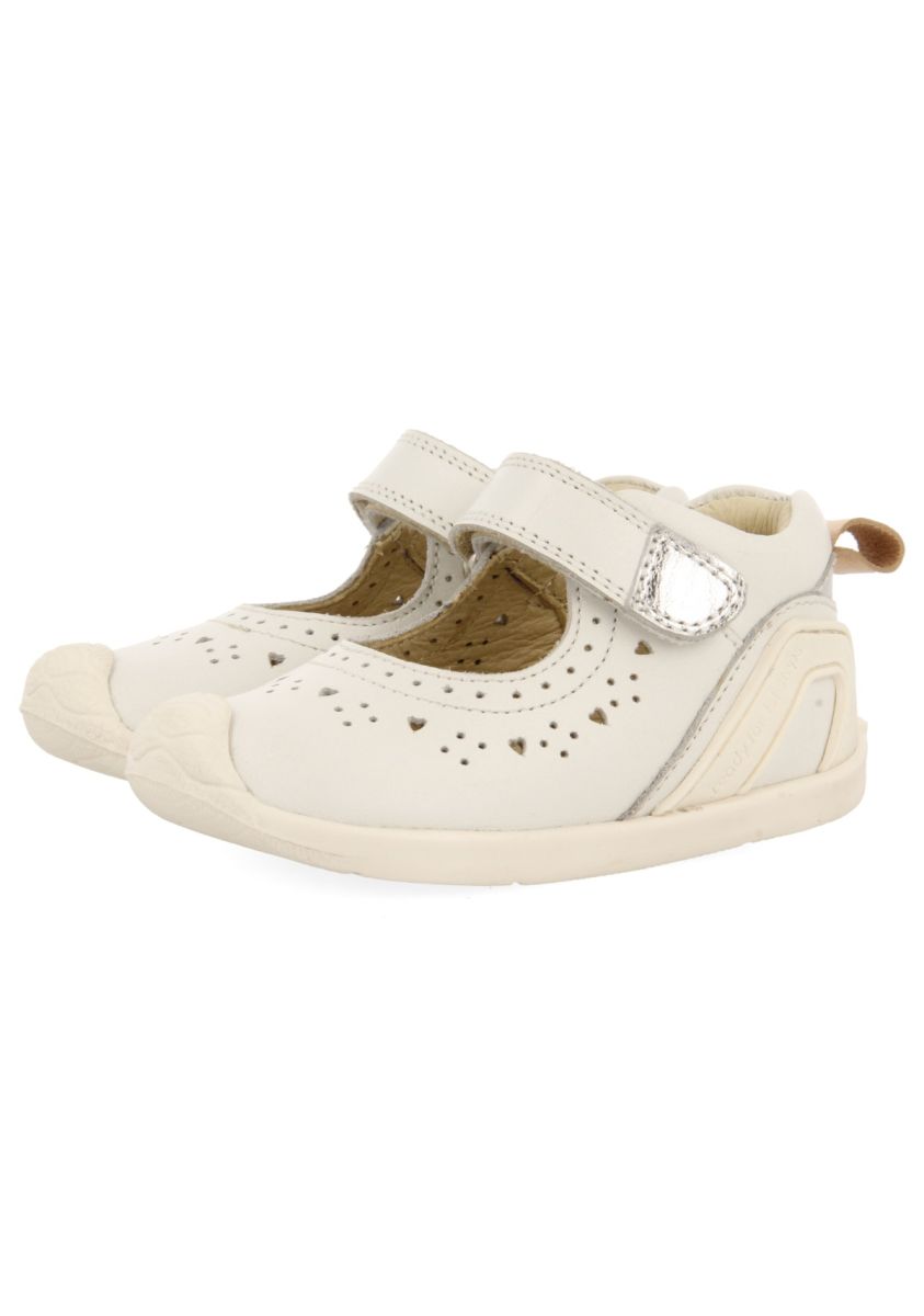 20176-sandalias-blancas-de-piel-estilo-cangrejeras-con-picados-fantas-a-para-beb-paignton-blanco-1.jpg