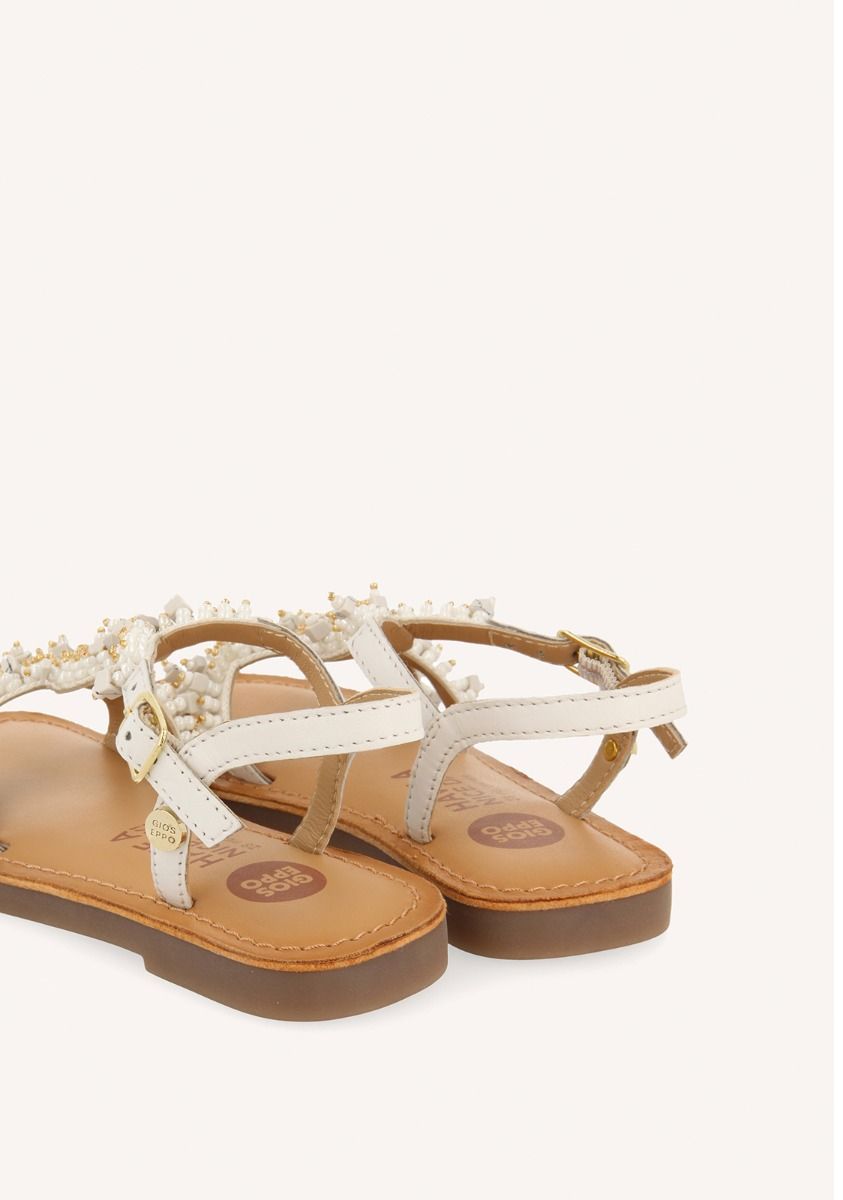 20326-sandalias-blancas-de-piel-con-adornos-de-cuentaspara-ni-a-y-ni-o-tice-blanco-1.jpg