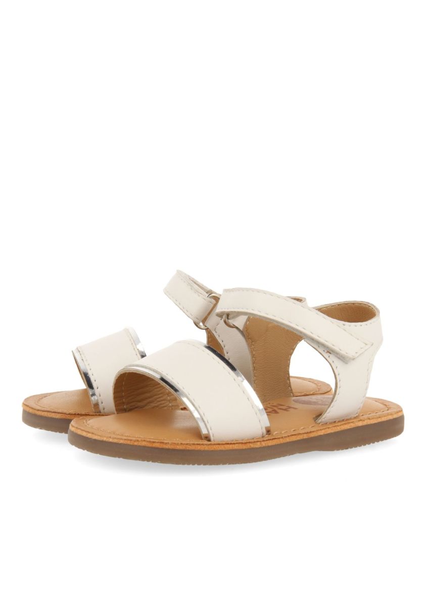 20336-sandalias-blancas-de-piel-con-detalles-metalizados-para-beb-aliko-blanco-1.jpg