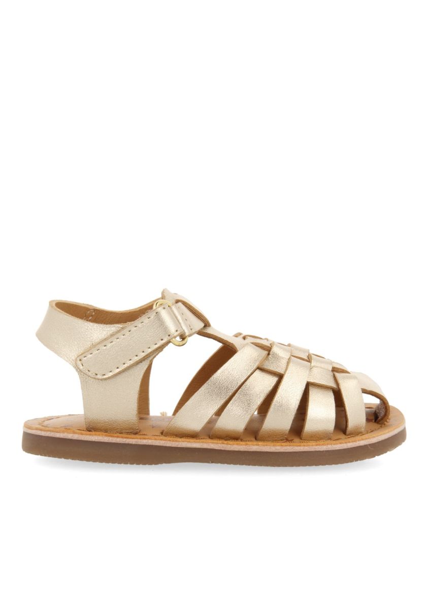 SANDALIAS DORADAS DE PIEL ESTILO CANGREJERA PARA BEBÃ HARRAH - ORO