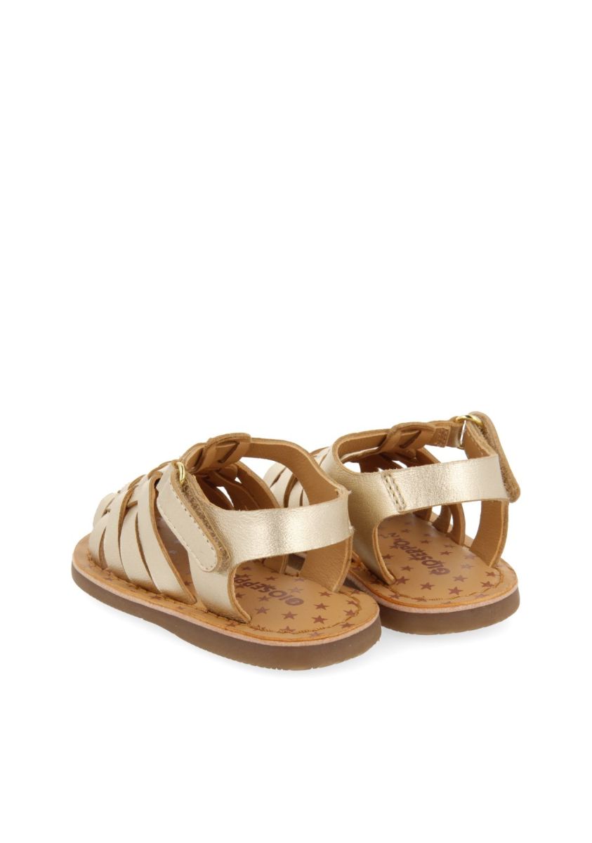 20569-sandalias-doradas-de-piel-estilo-cangrejera-para-beb-harrah-oro-1.jpg