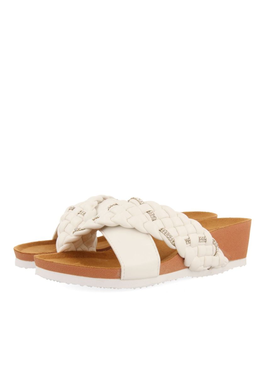 21016-sandalias-con-cu-a-tipo-bio-y-tiras-blancas-para-mujer-belpasso-off-white-1.jpg