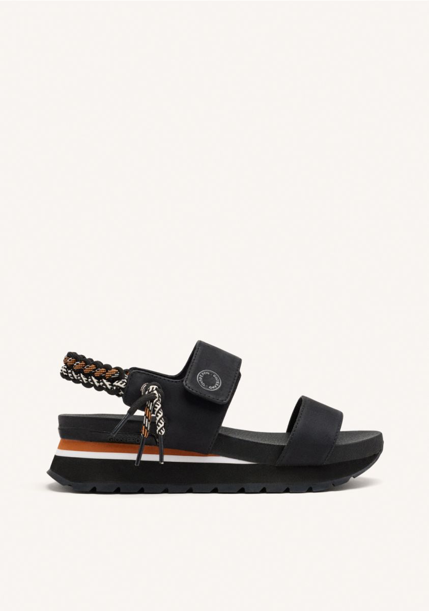 SANDALIAS DEPORTIVAS NEGRAS CON DETALLE TRASERO MULTICOLOR PARA MUJER AUSTELL - NEGRO