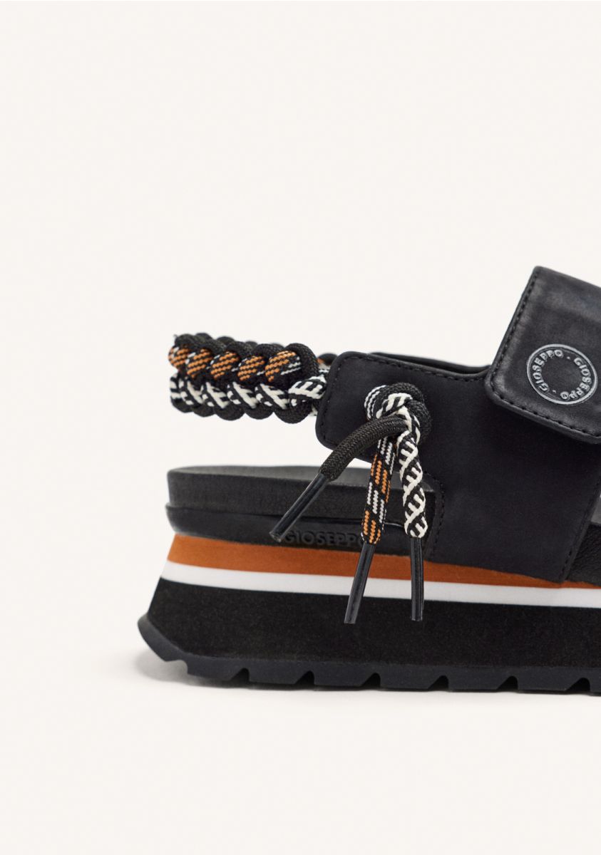 21133-sandalias-deportivas-negras-con-detalle-trasero-multicolor-para-mujer-austell-negro-1.jpg