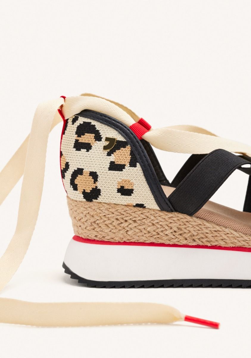 21189-sneakers-abiertos-con-cu-a-y-print-de-leopardo-para-mujer-rowlett-leopardo-1.jpg