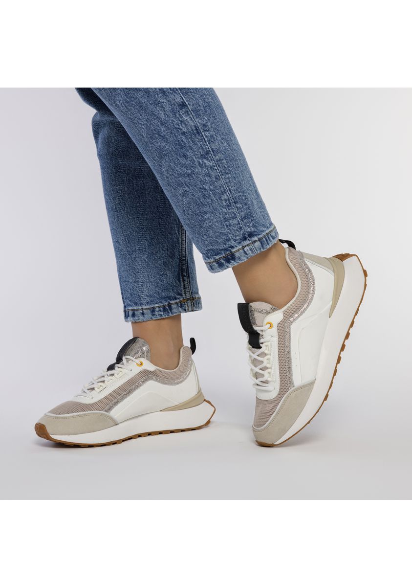 21238-sneakers-blancas-con-detalles-beige-para-mujer-ballagat-beig-1.jpg