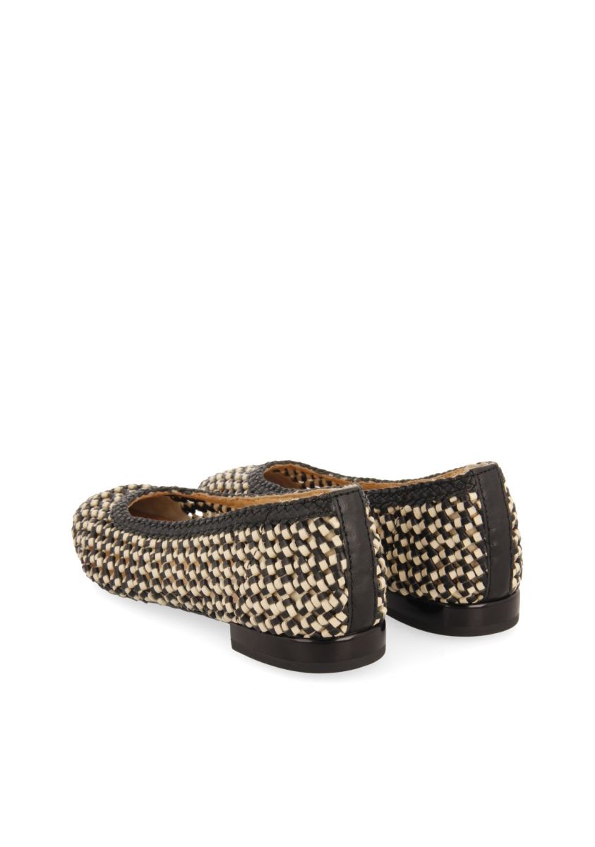 21383-bailarinas-de-piel-trenzadas-bicolor-con-punta-fina-para-mujer-atherton-negro-blan-1.jpg