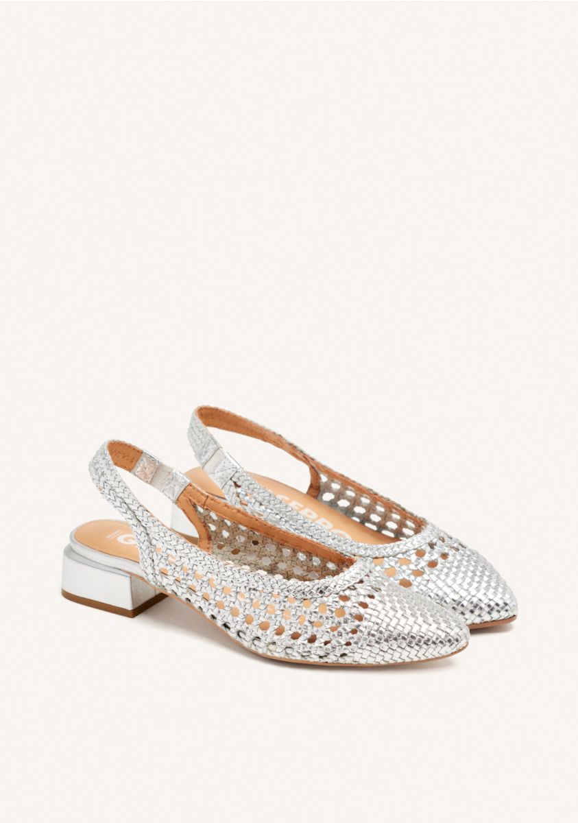 21464-bailarinas-trenzadas-de-piel-en-color-plata-para-mujer-piskove-plata-1.jpg