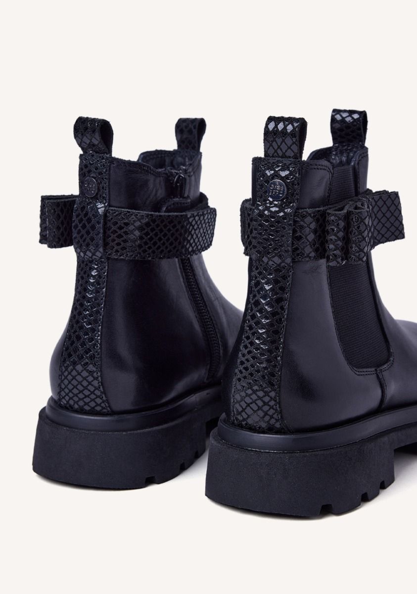 2160-botas-piel-lazo-zeba-negro-1.jpg