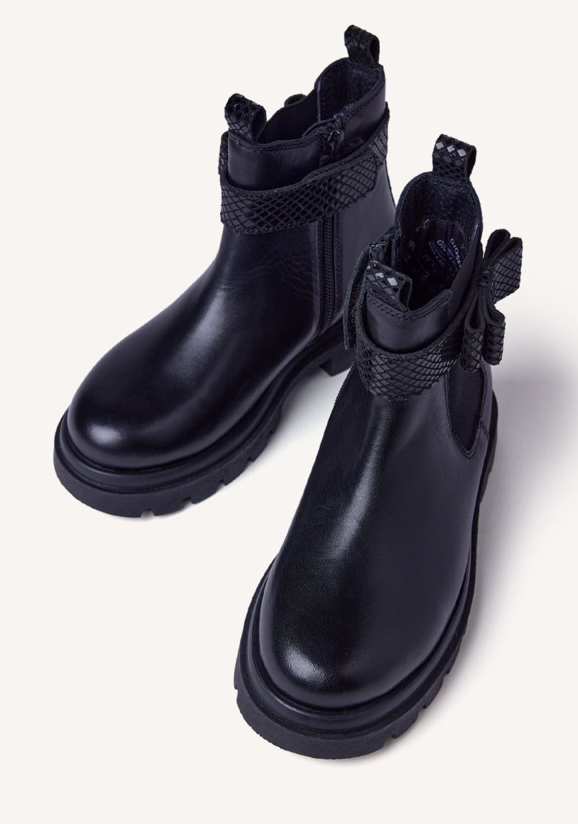 2160-botas-piel-lazo-zeba-negro-1.jpg