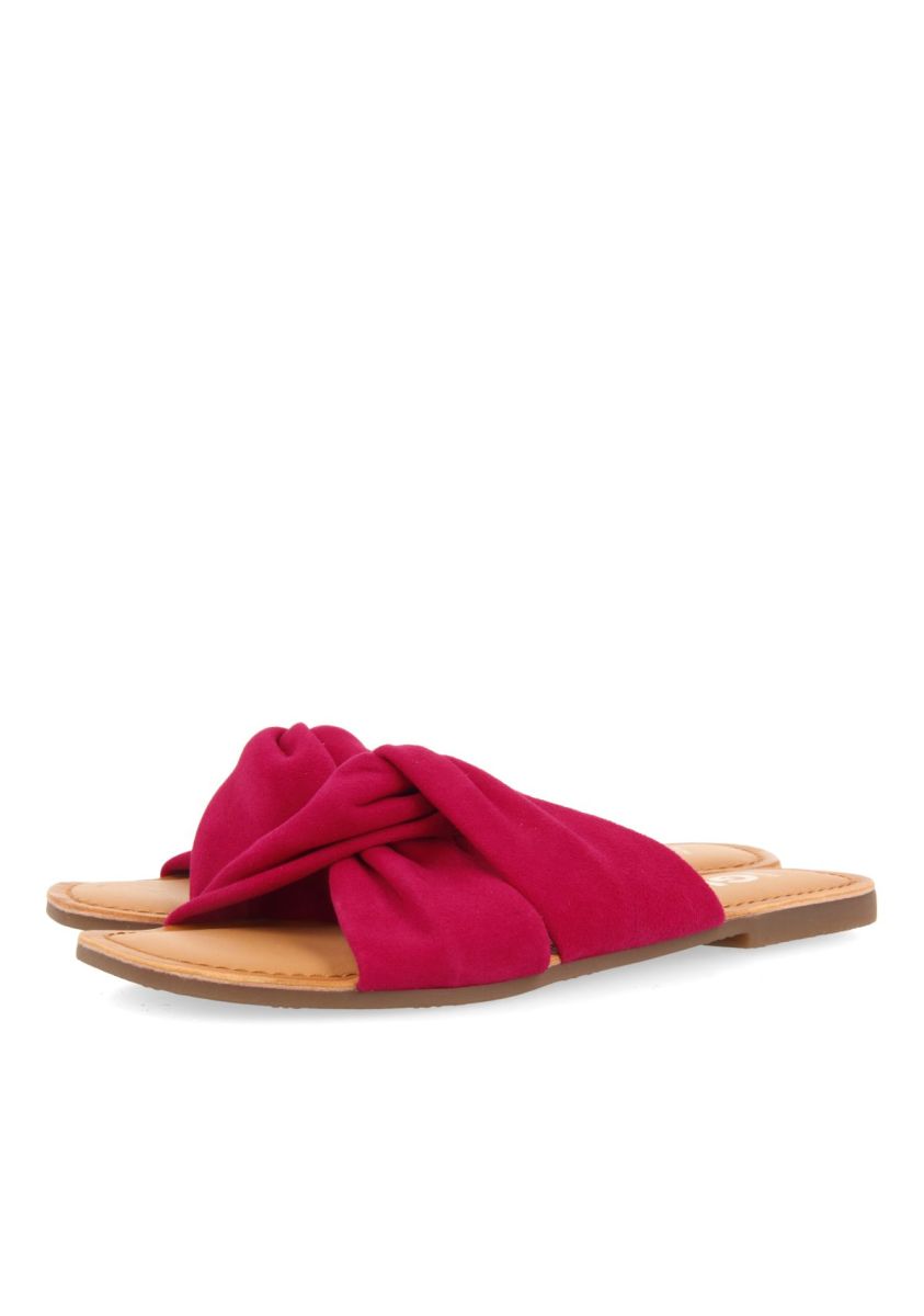 21603-sandalias-estilo-pala-fucsia-de-piel-para-mujer-agira-fuxia-1.jpg