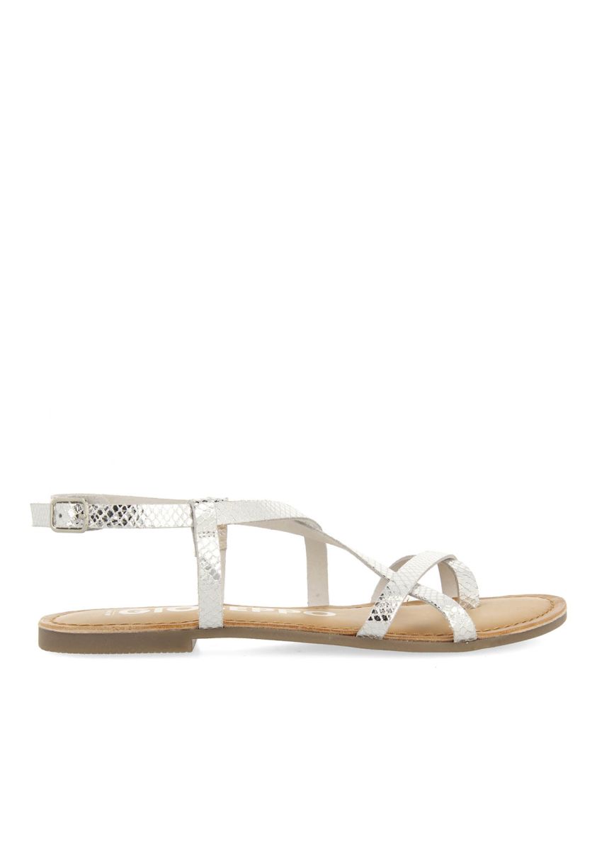 SANDALIAS PLATEADAS DE PIEL CON TIRAS FINAS PARA MUJER COURSAN - PLATA
