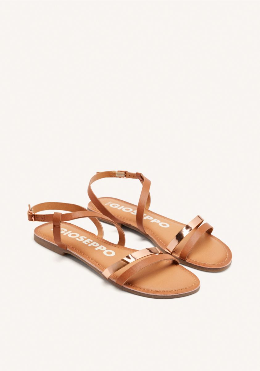 21684-sandalias-de-piel-con-tiras-color-cuero-y-metalizado-para-mujer-bargeme-cuero-1.jpg