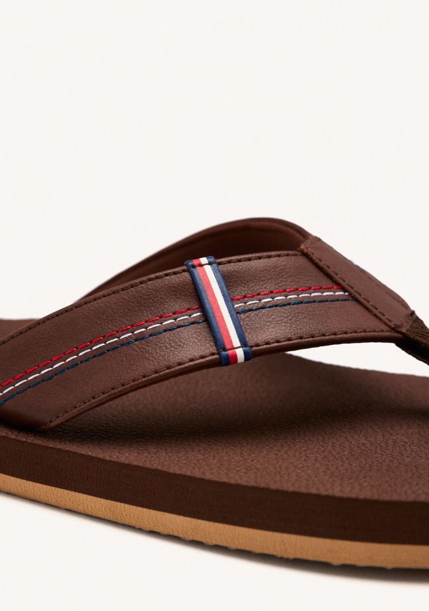 21970-chanclas-marrones-con-detalles-de-colores-para-hombre-cutler-marron-1.jpg