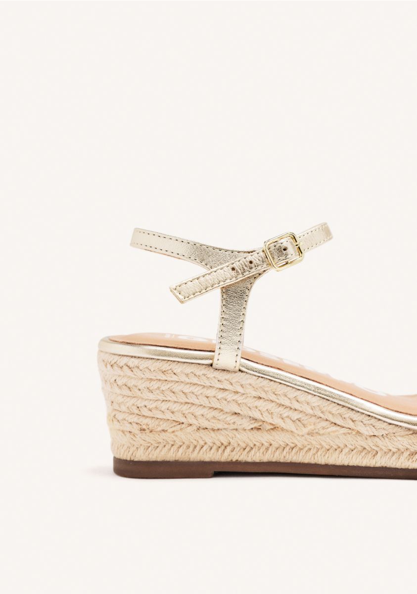 22114-sandalias-de-piel-color-platino-con-cu-a-de-yute-para-mujer-yalaha-platino-1.jpg