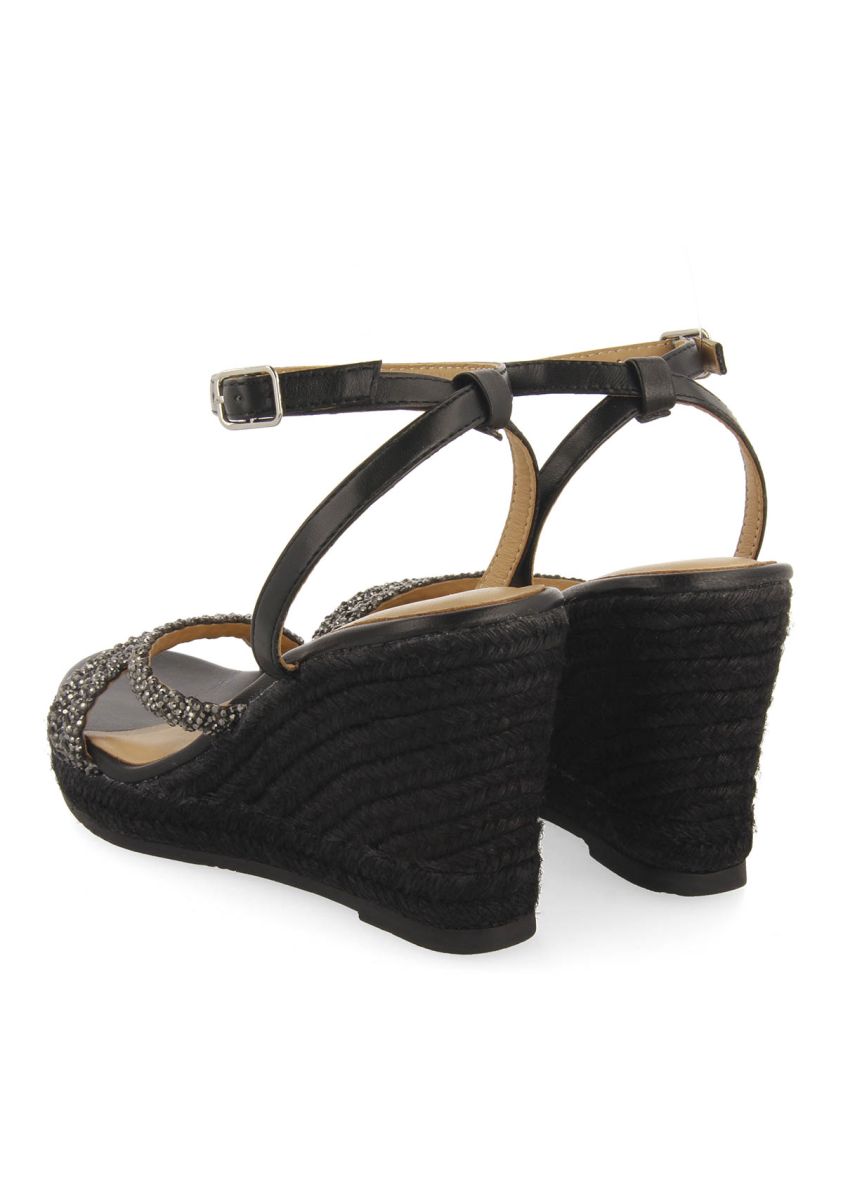 22172-sandalias-de-piel-color-negro-con-tiras-con-pedrer-a-y-cu-a-alta-de-yute-para-mujer-menfi-negro-1.jpg