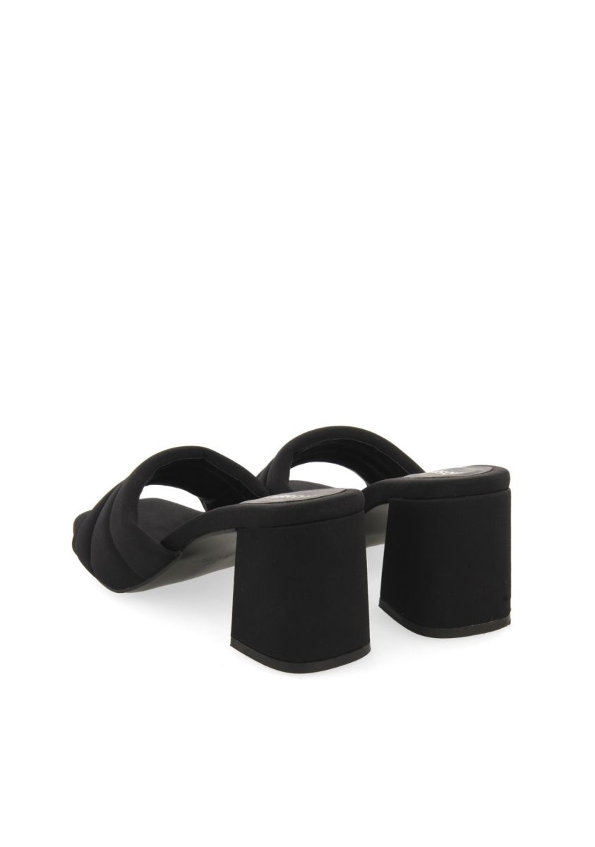 22263-sandalias-negras-de-tac-n-destalonadas-para-mujer-bucoda-negro-1.jpg