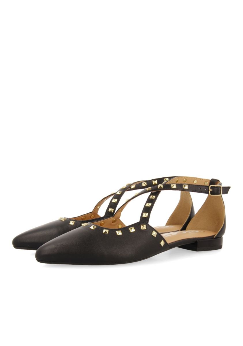 22355-bailarinas-de-piel-color-negro-con-punta-fina-y-detalle-de-tachas-para-mujer-garcon-negro-1.jpg