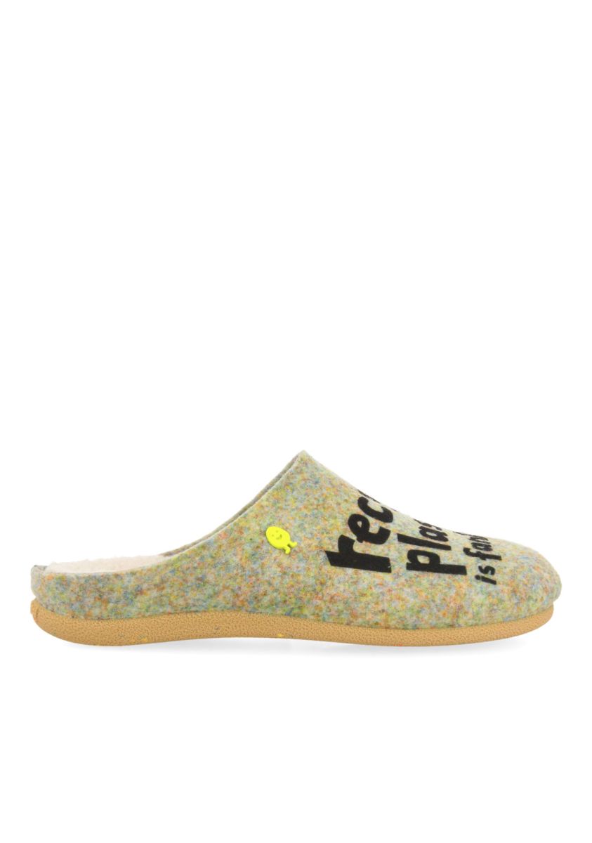 22845-zapatillas-de-estar-por-casa-de-la-colecci-n-hot-potatoes-lungau-gris-1.jpg