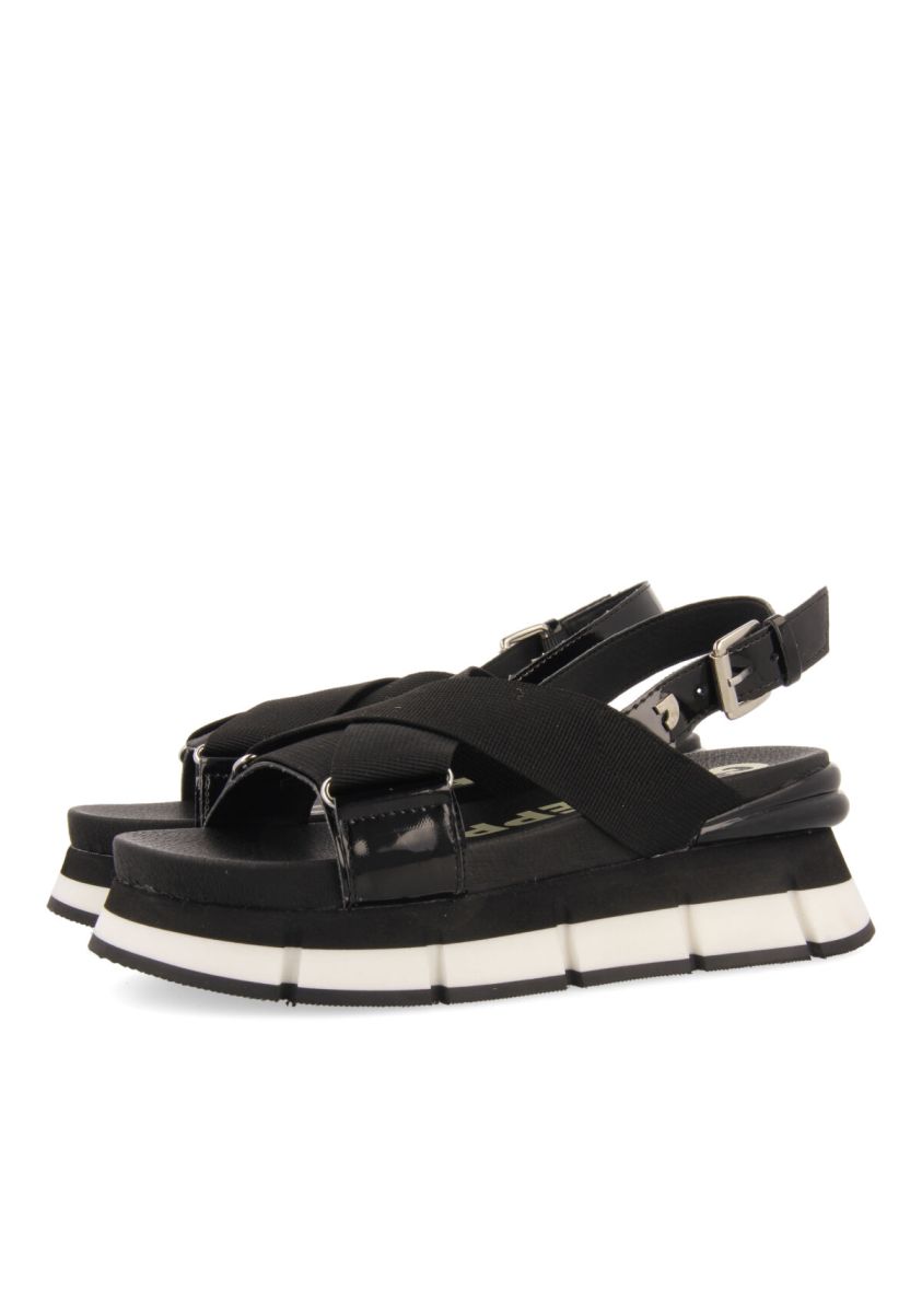 23030-sandalias-negras-con-plataforma-para-mujer-lamole-negro-1.jpg