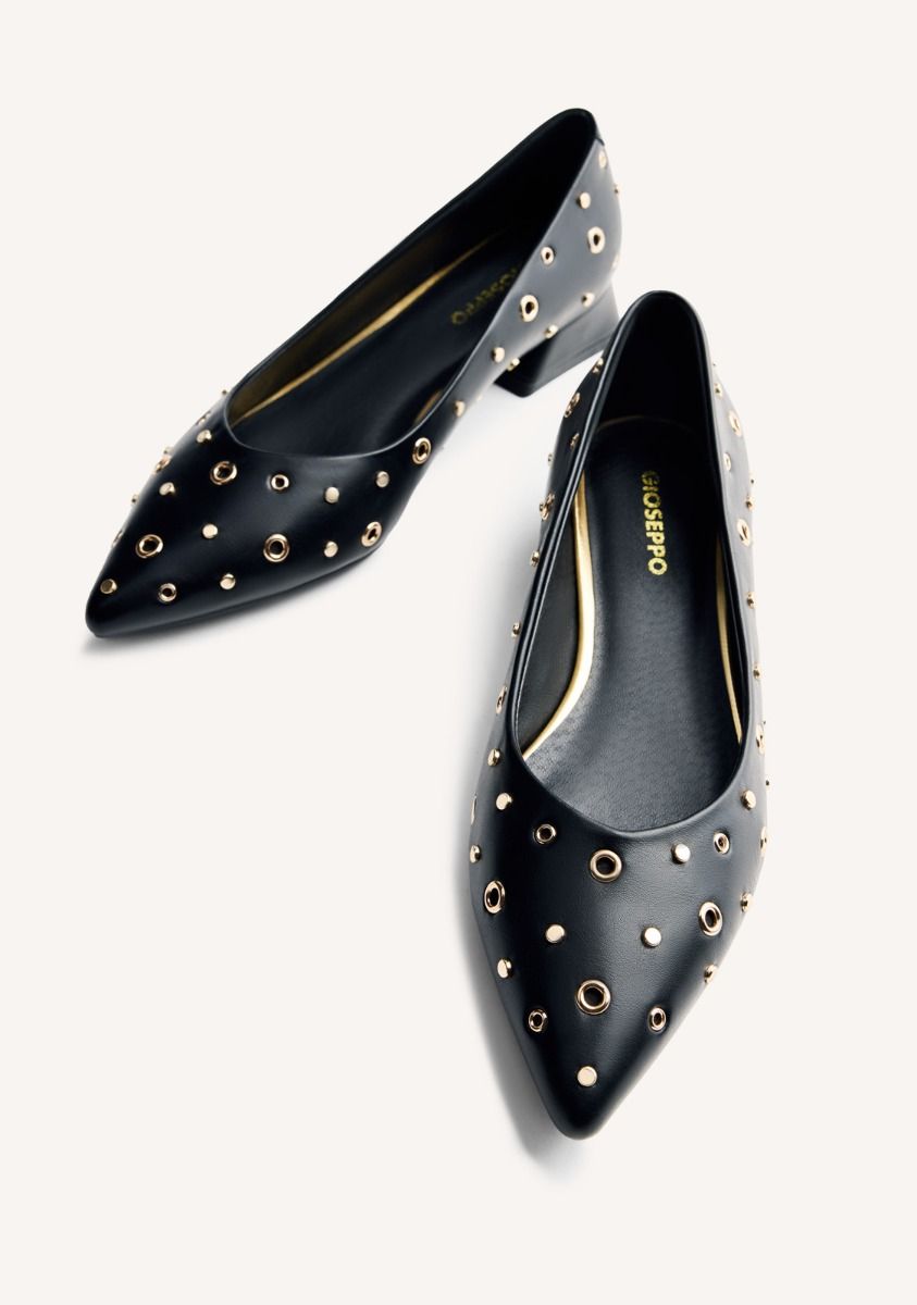 2311-zapatos-tac-n-tachas-y-ollados-kenyon-negro-1.jpg