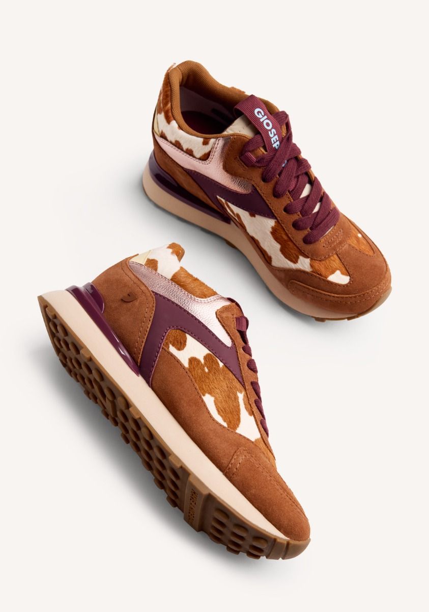 2471-zapatillas-piel-estampado-animal-cu-a-mackford-vaca-1.jpg