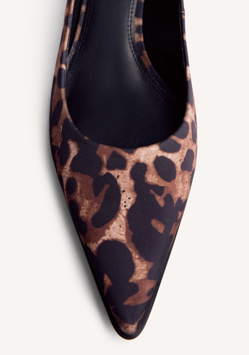 2583-zapatos-tac-n-estampado-animal-biwabik-leopardo-1.jpg