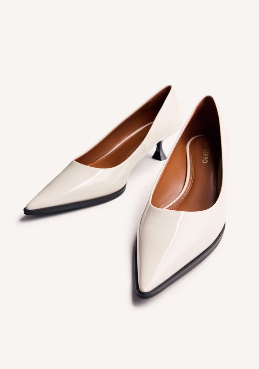 2591-zapatos-tac-n-efecto-charol-mazeppa-nude-1.jpg