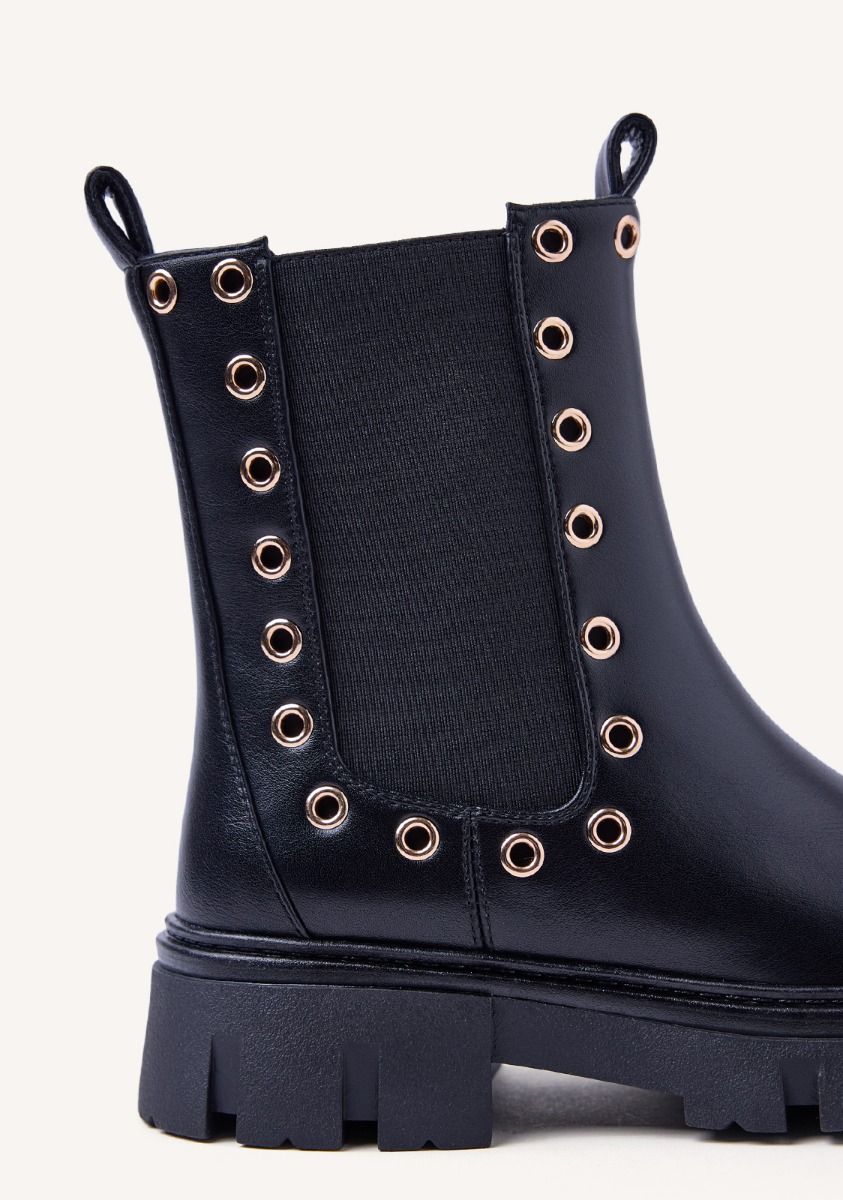2640-botas-ollados-denham-negro-1.jpg