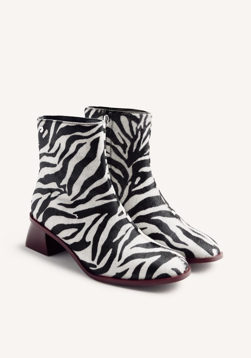 2859-botines-piel-estampado-animal-remer-cebra-1.jpg