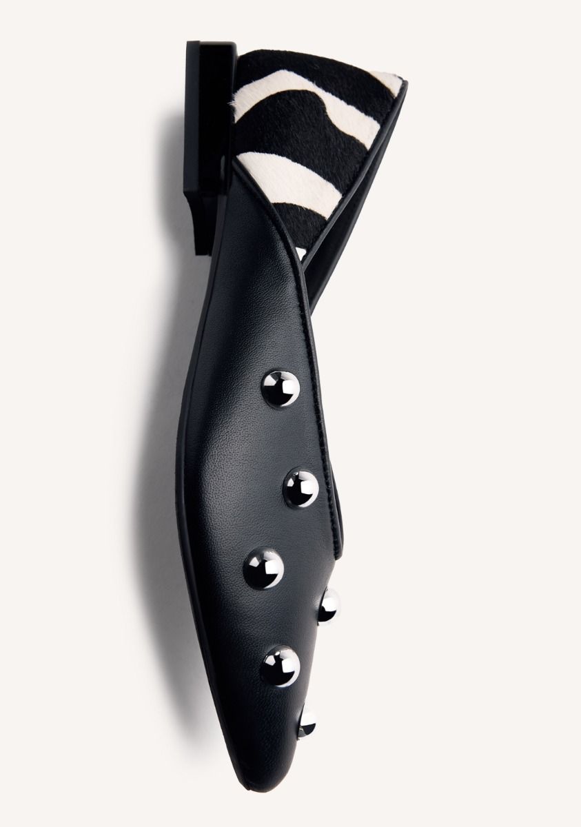 3003-bailarinas-piel-tachas-braham-negro-1.jpg
