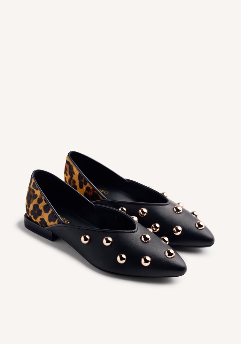 3011-bailarinas-piel-tachas-braham-leopardo-1.jpg