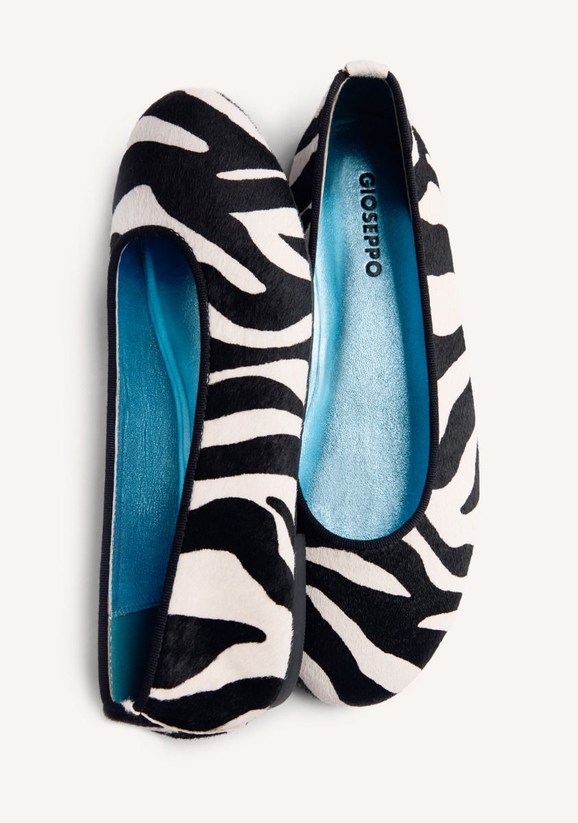 3043-bailarinas-piel-estampado-animal-chokio-negro-1.jpg