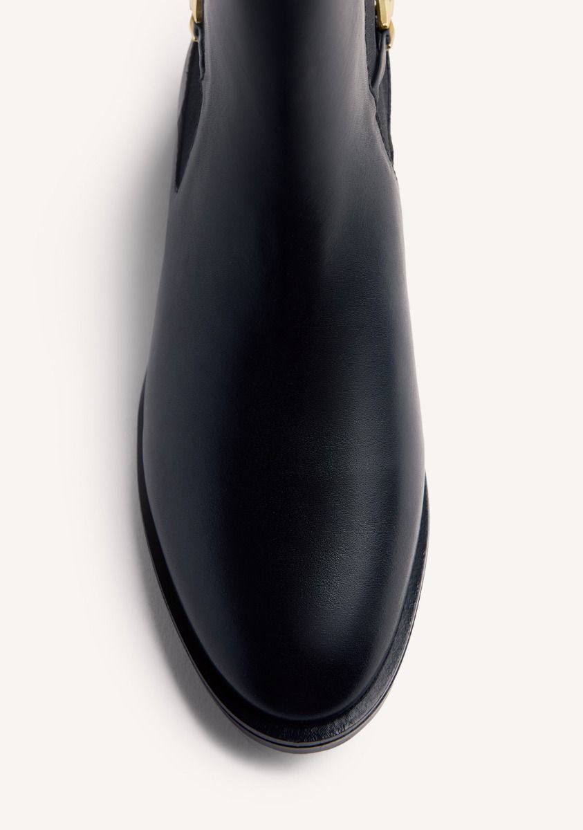 3107-botines-chelsea-piel-cadena-reese-negro-1.jpg