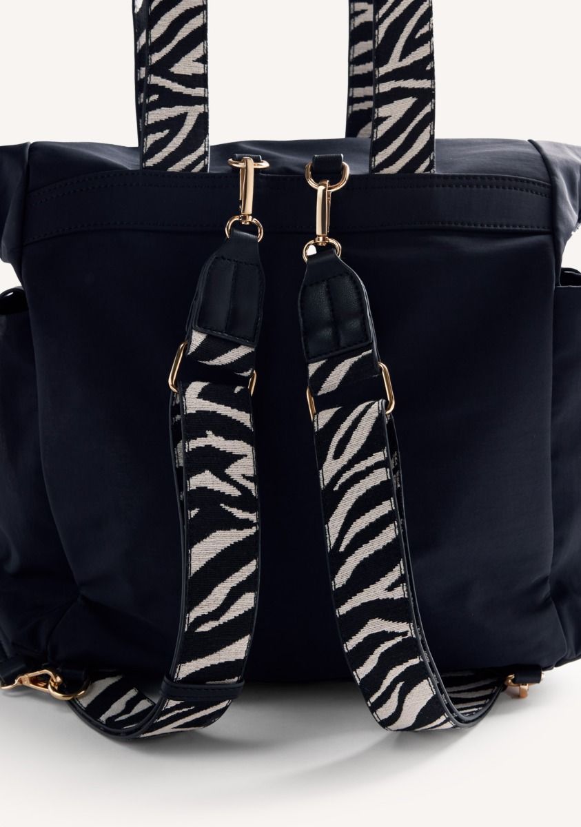 3169-mochila-estampado-animal-kilburn-cebra-1.jpg